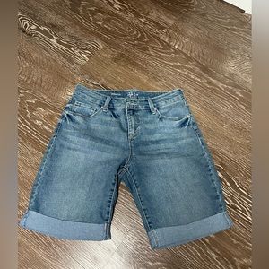 Style & Co, Size 4, Dark Washed